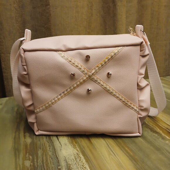 New Travel Sling Crossbody bag Pink Pebbled faux leather Peach rhinestone trim - Picture 9 of 12